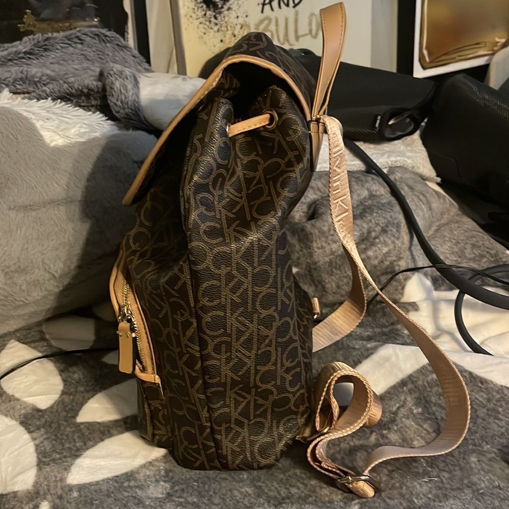 Calvin klein backpack - Picture 3 of 8